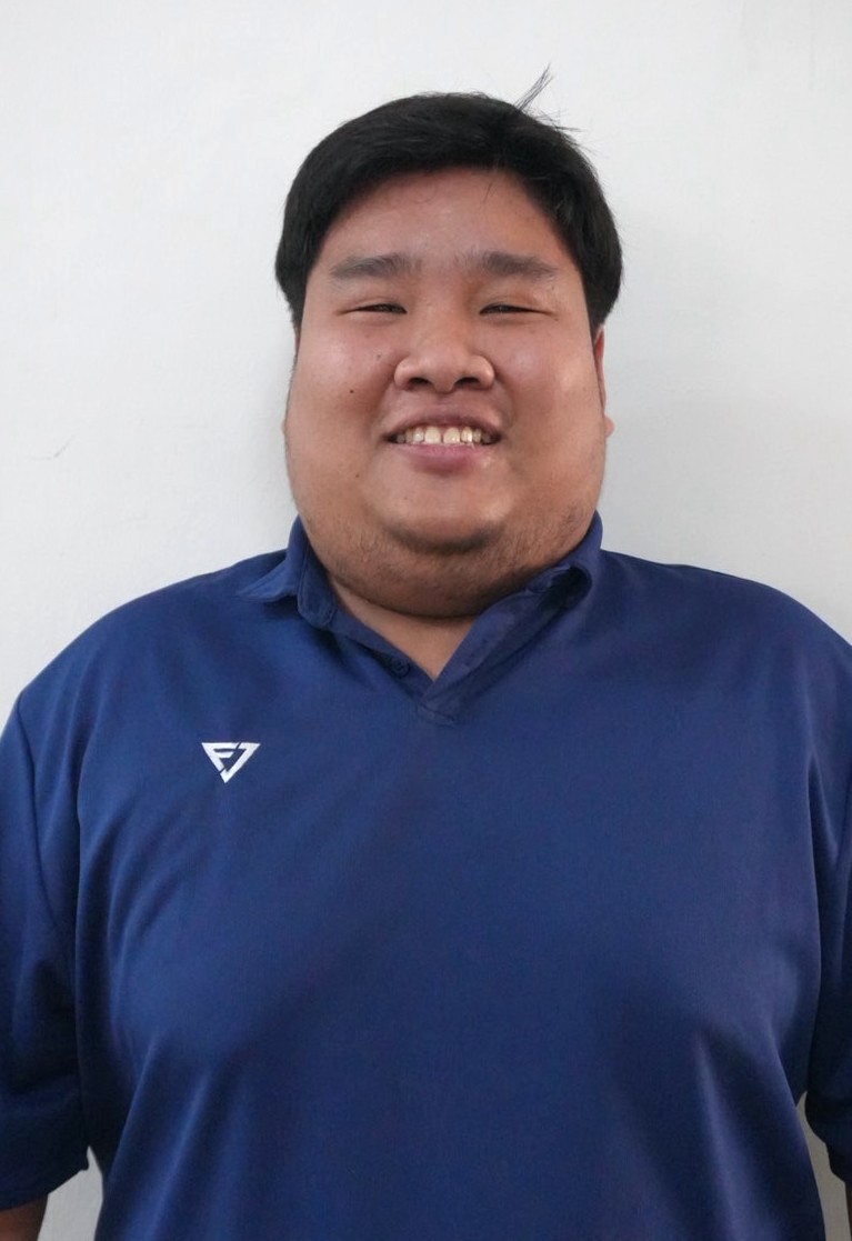 นายธัณย์ศรุต ศิริสุขนิธิโชติ